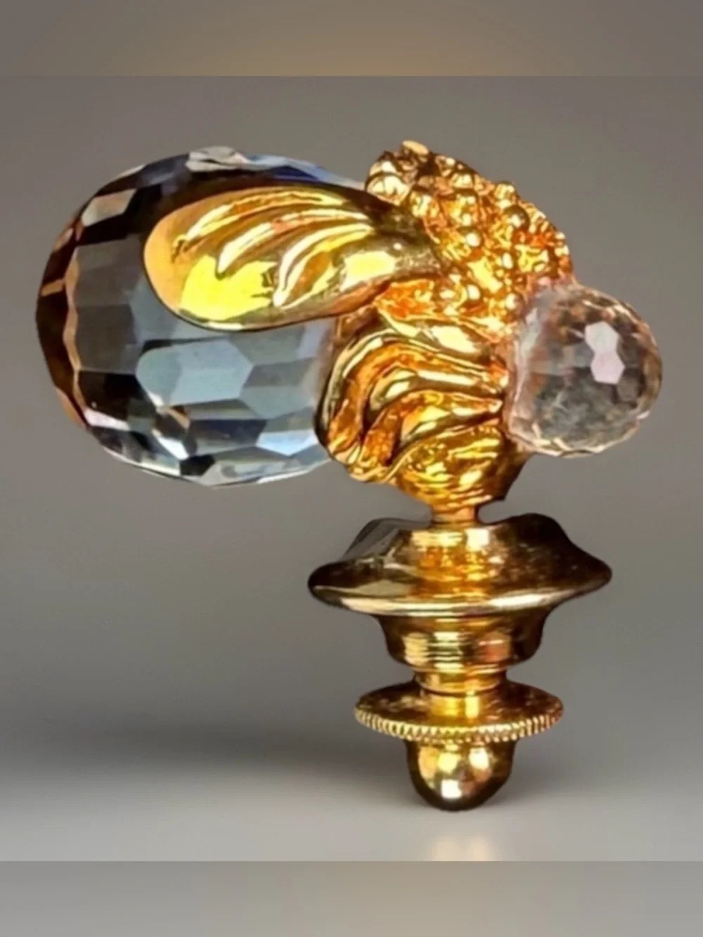 Vintage Faceted Glass Fruit Cluster Gold Tone Brooch Pin